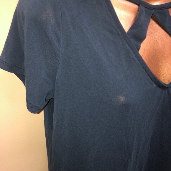 Red by BKE blue blouse size small cross cross - Picture 4 of 7